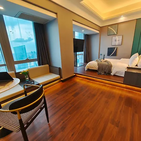 Star Stage International Apartment Hotel - 1Min To Line2 & Line8 Changgang Stn-Free Private Car Delivery To Canton Fair From Apr 15Th To May 4Th Exterior photo