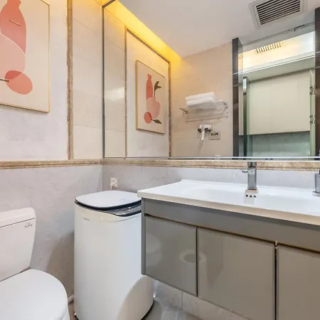 Star Stage International Apartment Hotel - 1Min To Line2 & Line8 Changgang Stn-Free Private Car Delivery To Canton Fair From Apr 15Th To May 4Th Exterior photo